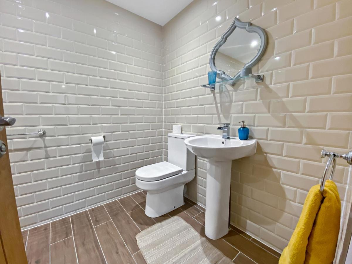 Church Suite, Stow-On-The-Wold, Sleeps 4, Town Location エクステリア 写真