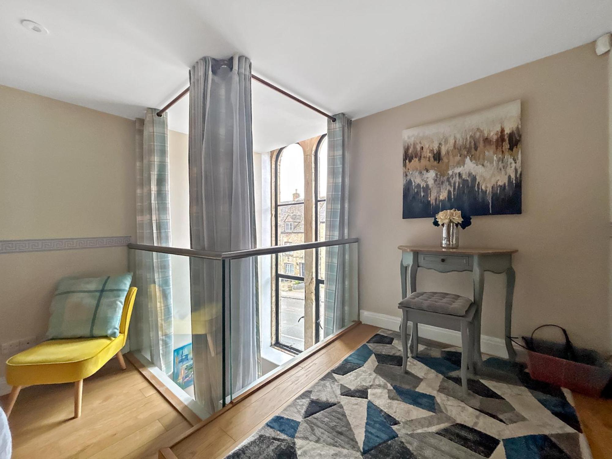 Church Suite, Stow-On-The-Wold, Sleeps 4, Town Location エクステリア 写真