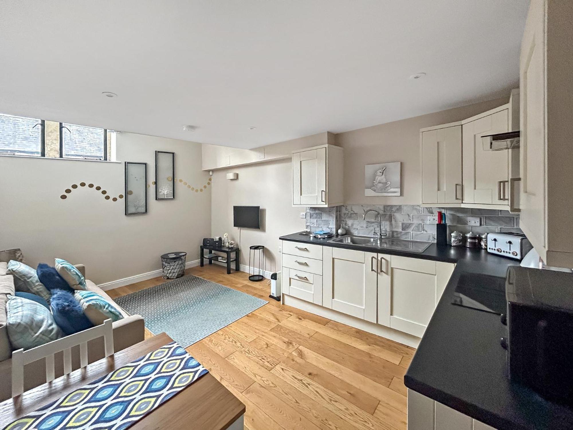 Church Suite, Stow-On-The-Wold, Sleeps 4, Town Location エクステリア 写真